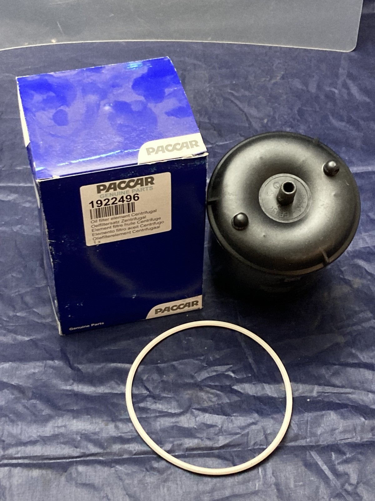 Paccar 1922496 Oil Filter Element New Genuine