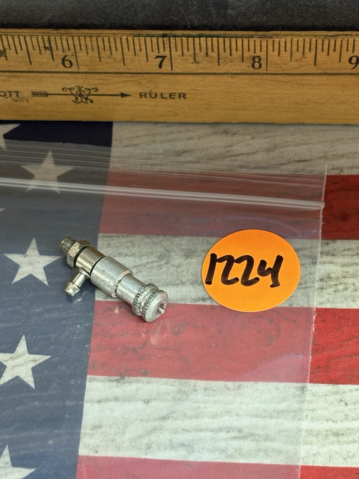 Nitro Carburetor Part: PreOwned