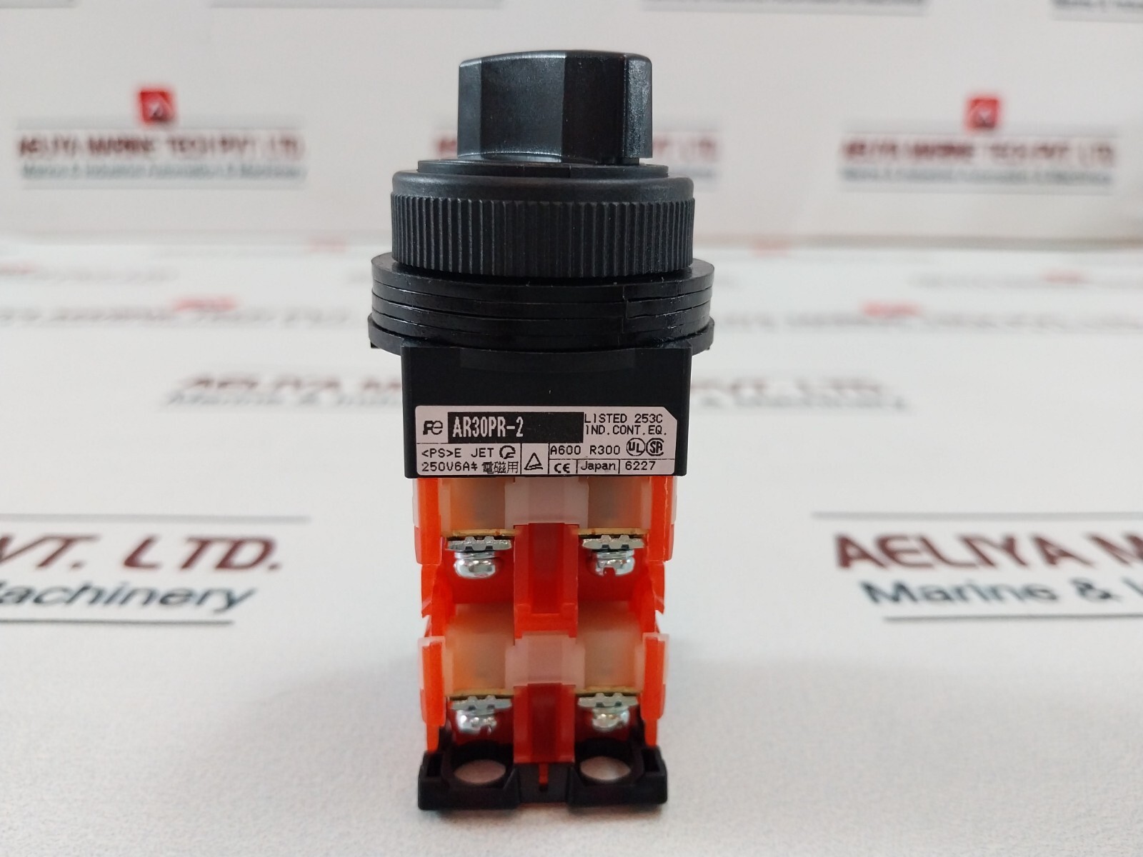 FUJI ELECTRIC AR30PR-2 Selector Switch 600V 10A