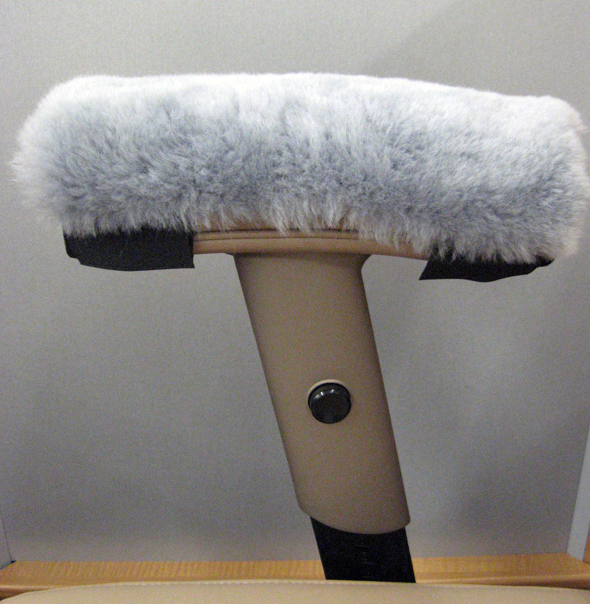 1 PAIR GREEN Merino Sheepskin Arm Rest Covers 10" L Pads Office or Wheel CHAIRS