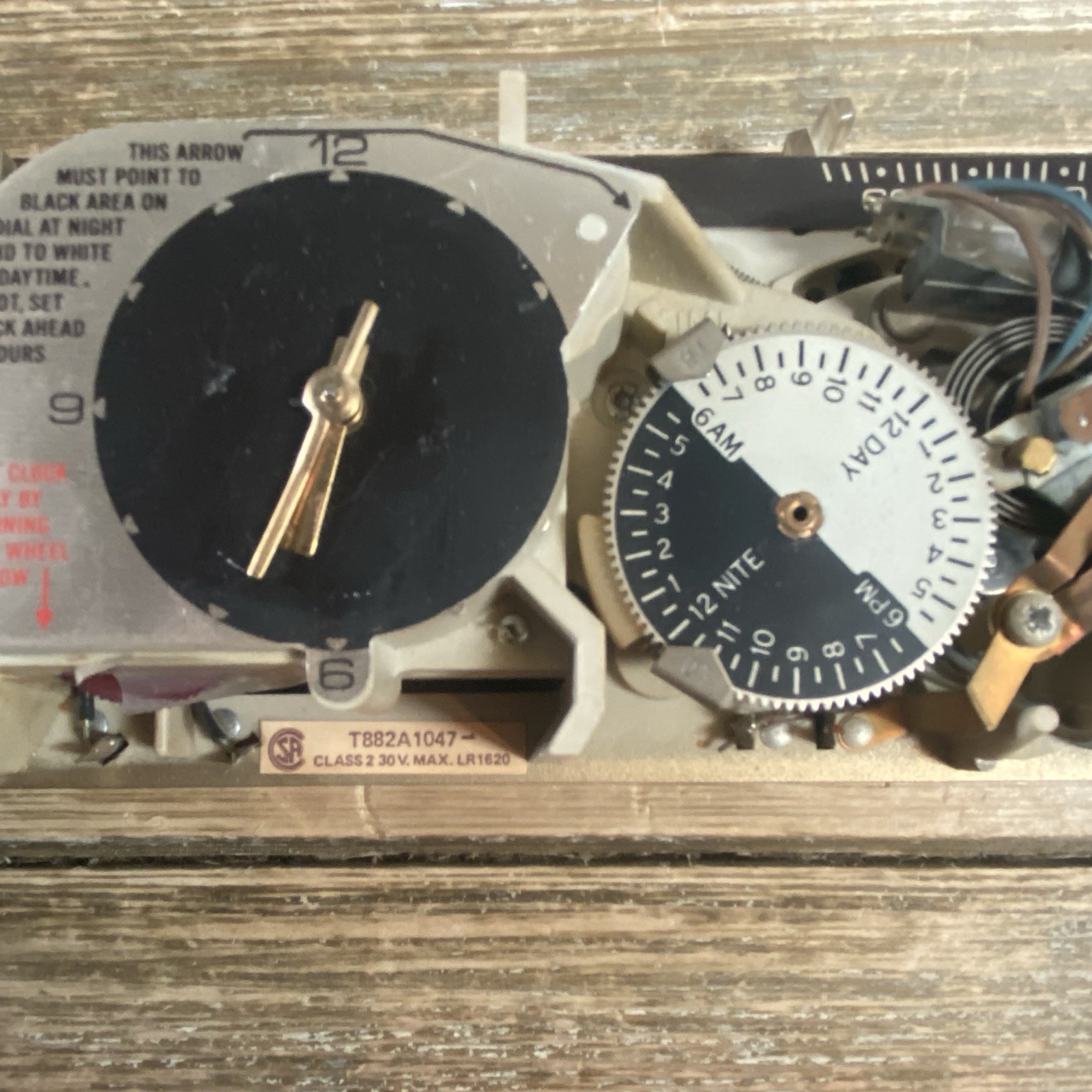 Honeywell Chronotherm # T882A 1047-1 Vintage Thermostat READ DESC.