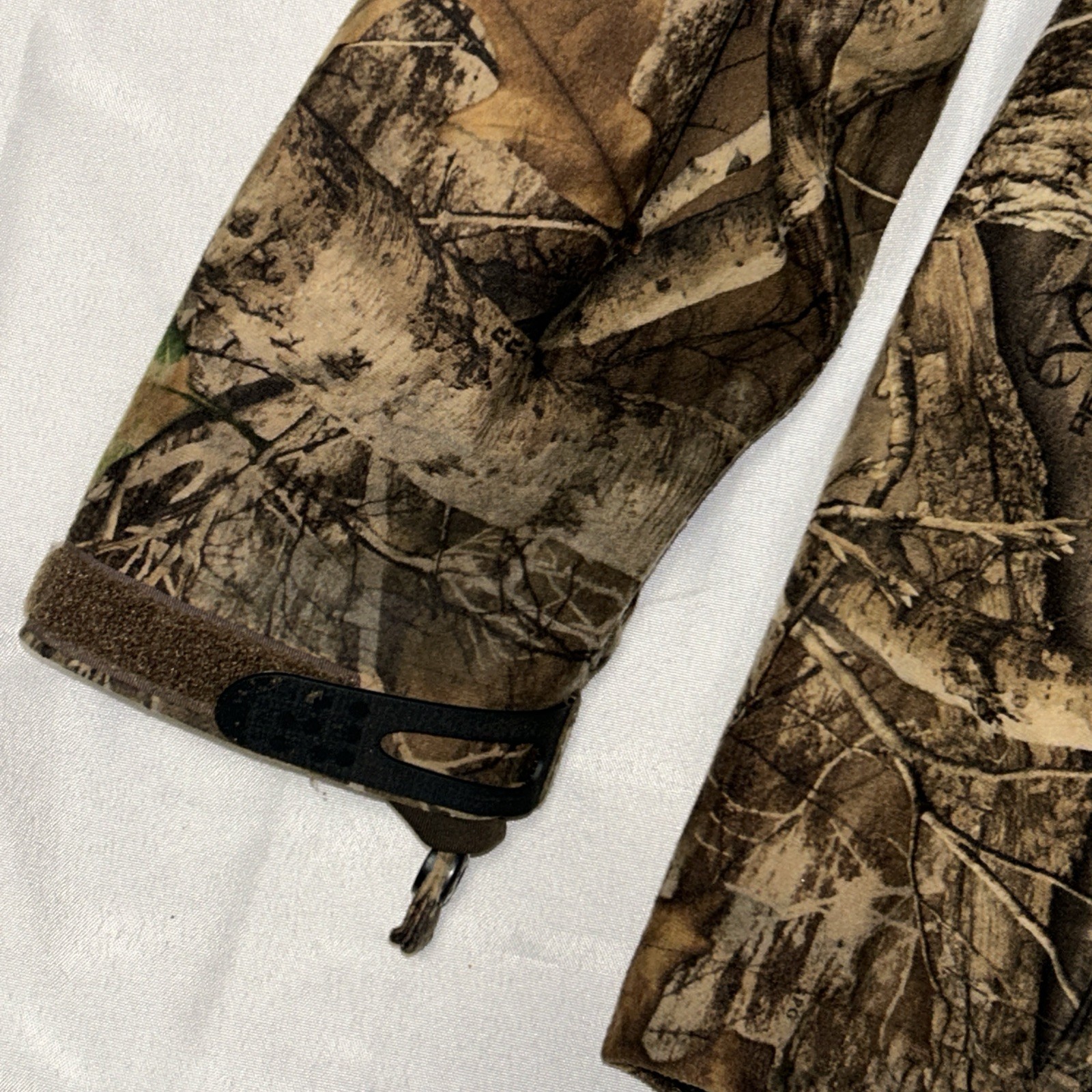 Real Tree Men’s Jacket Scent Factor Camo Size Medium Full Zip Pockets
