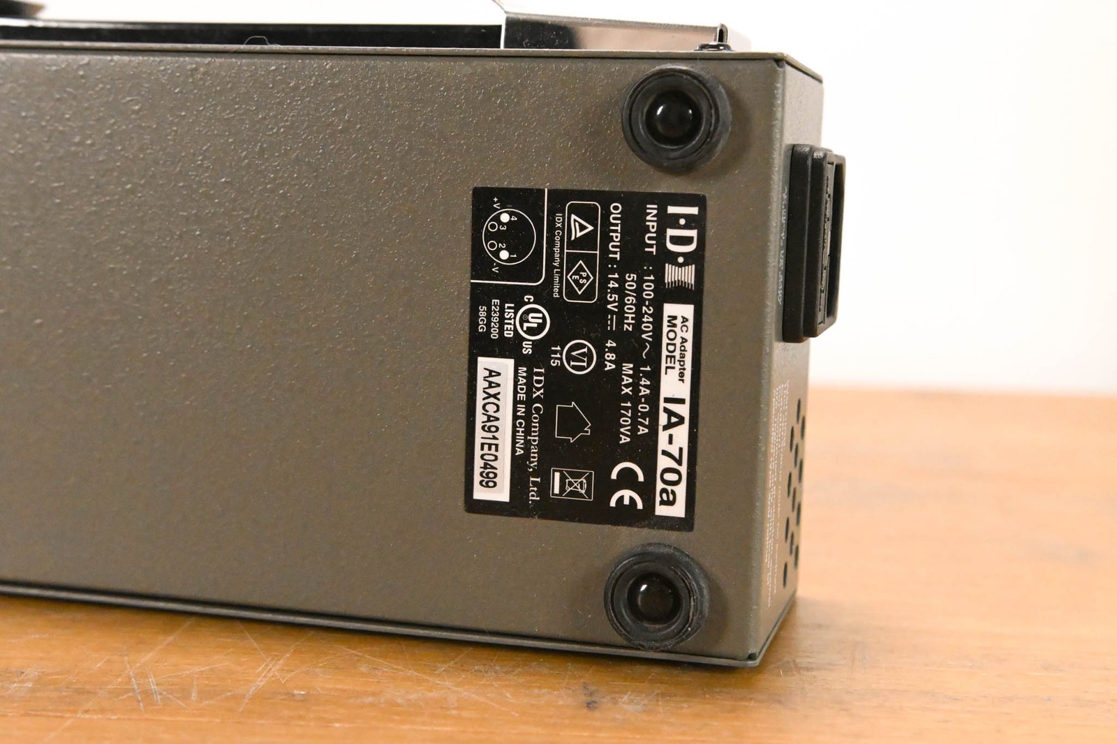 IDX System Technology IA-70a Single-Channel DC Power Supply CG01V5H