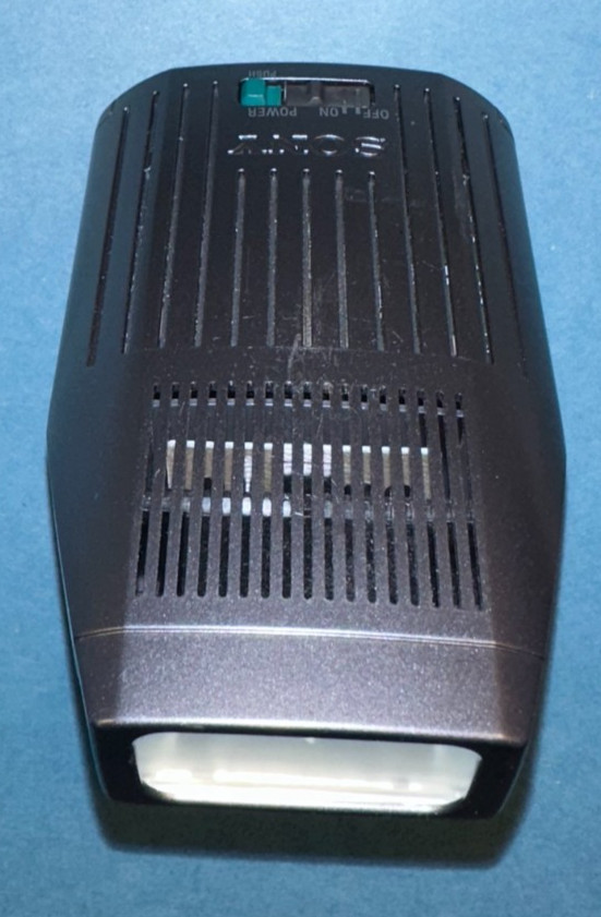 SONY HVL-10NH Camcorder Light for Handycam: HVL-10NH 4xAA Battery 10W Bulb NICE!