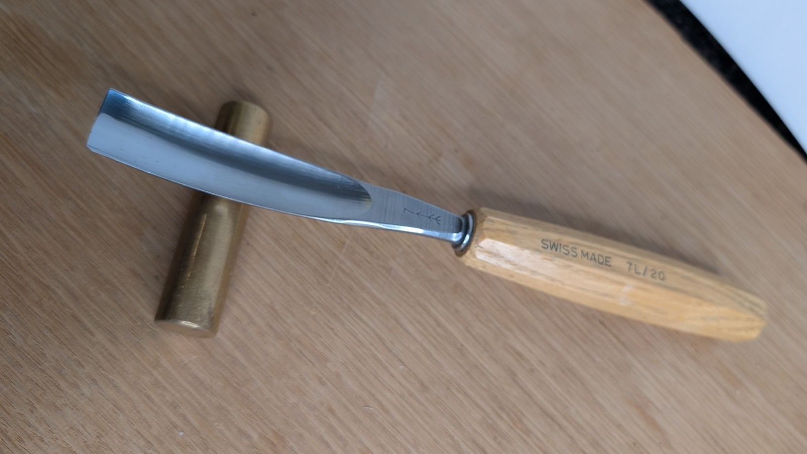 Pfeil 7L/20 Wood Carving Tool Long Bent Gouge
