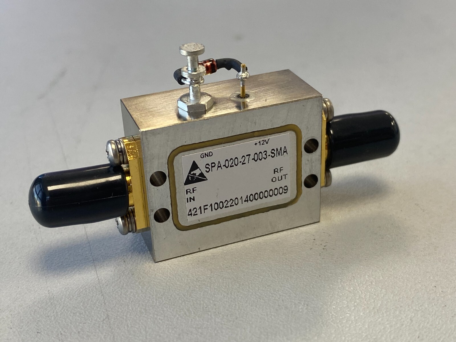 RF AMPLIFIER 0.5-2.5GHz 30db 27dbm 12V 0.2A SPA-020-27-003-SMA