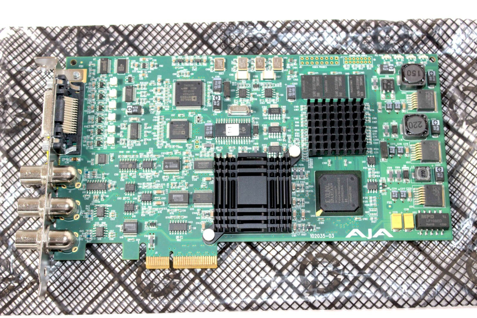 AJA KONA LHE-12A-R0 CAPTURE CARD