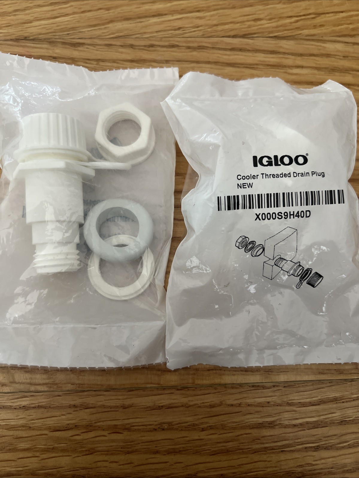 2 Pack New IGLOO Replacement Threaded Drain Plug - White