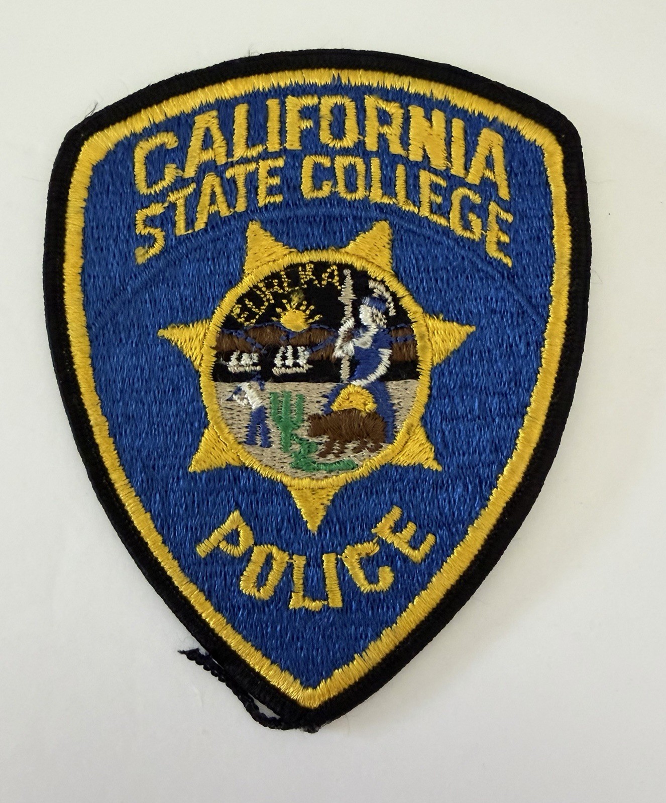 VINTAGE CALIFORNIA STATE COLLEGE POLICE PATCH #D58