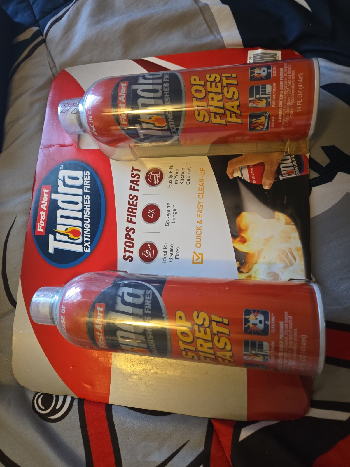 First Alert Tundra AF400 Fire Extinguishing Aerosol Spray, 2.5 lb