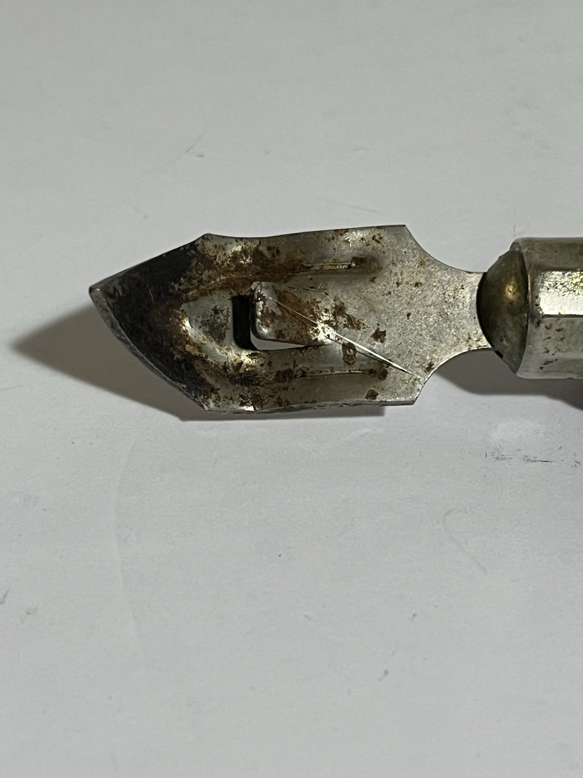EKCO Vintage Can/Bottle Opener Large 10” Handle
