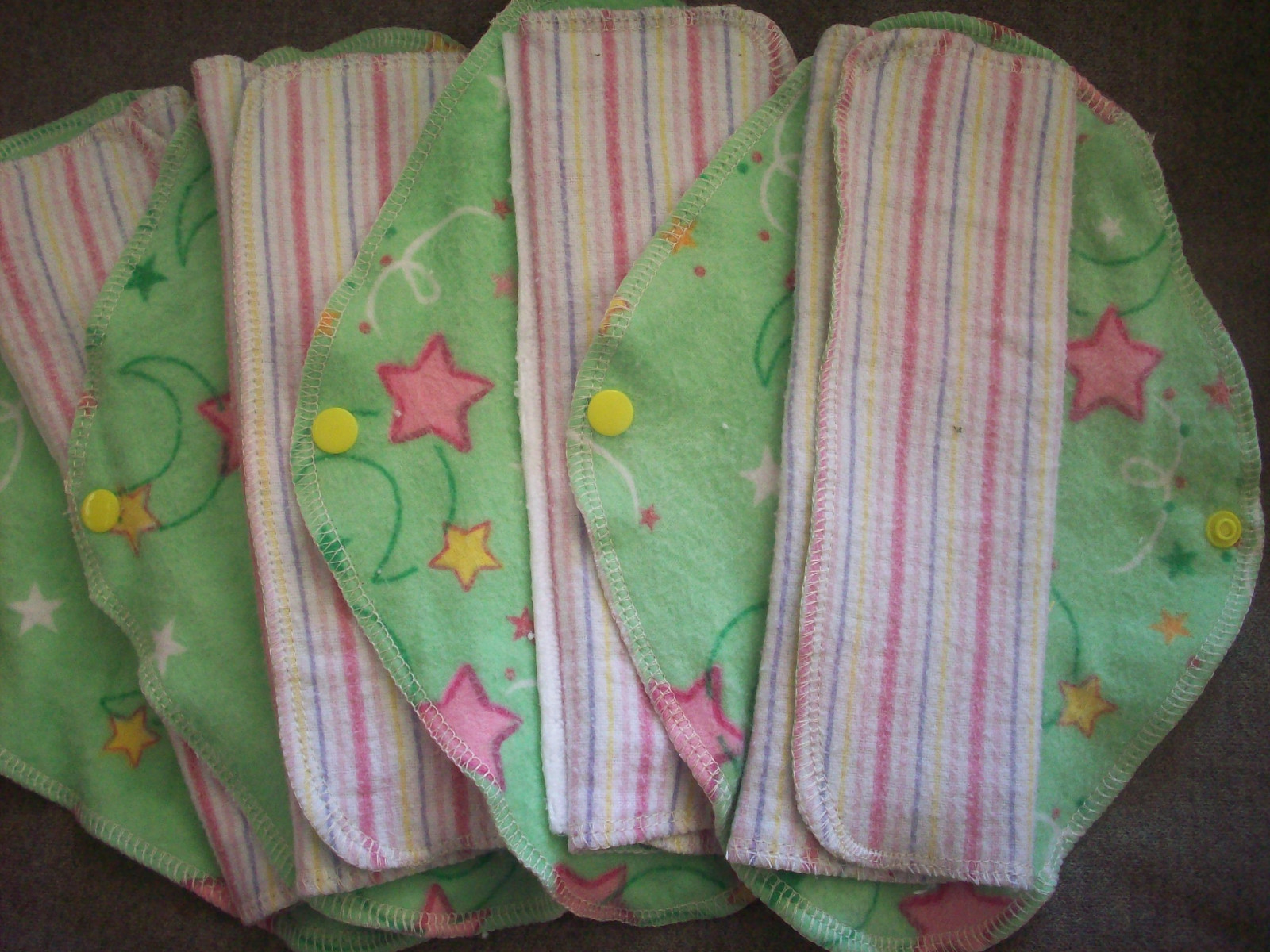 Single Random MamaBear LadyWear Quick-Dry cloth menstrual pad: Medium/Heavy Flow