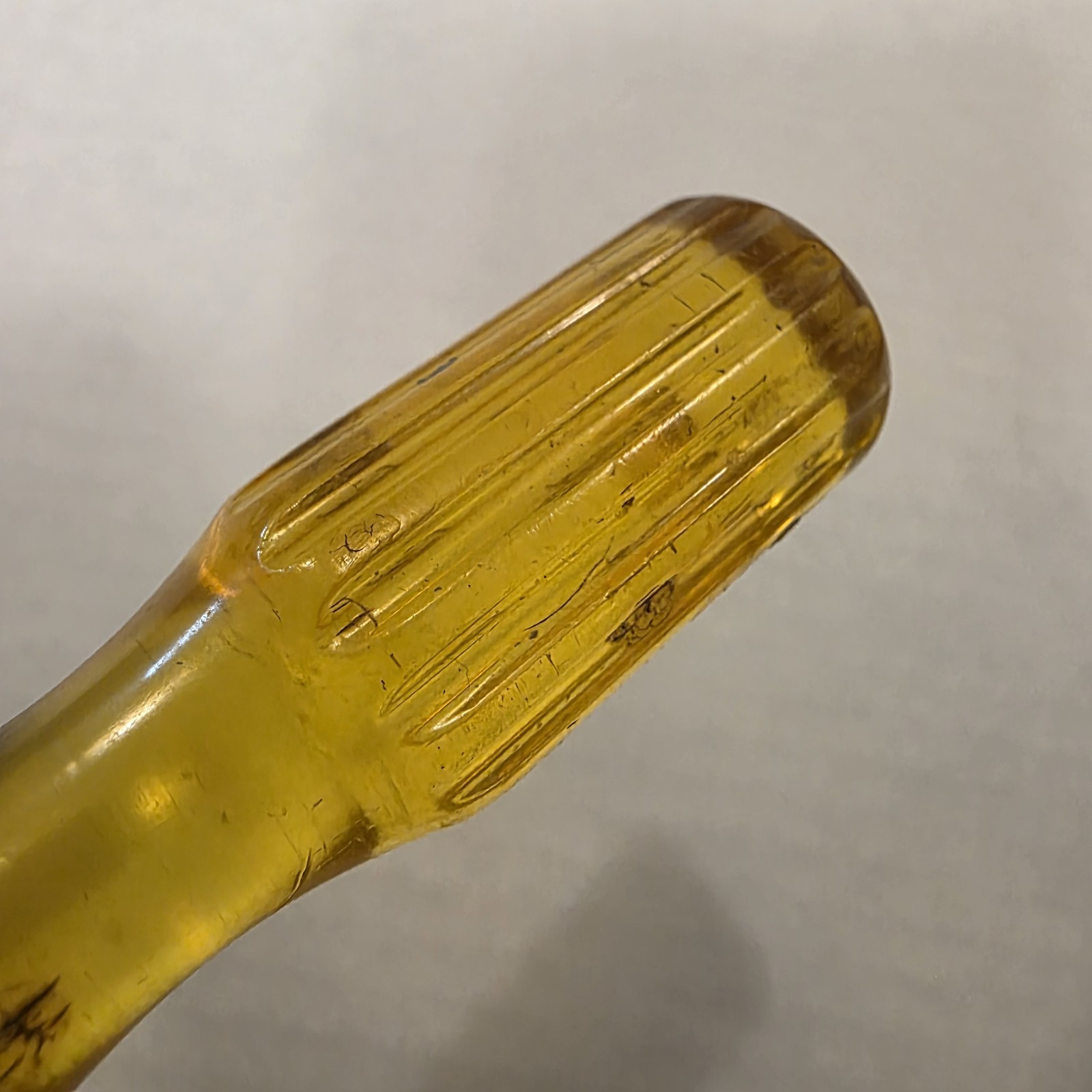 Stanley Flat Slotted Screwdriver USA Small Yellow