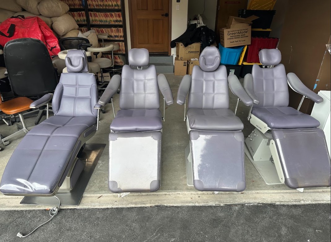 Lot of 4 Dexta MK9X Dental Ergonomic Patient Exam & Treatment Chair
