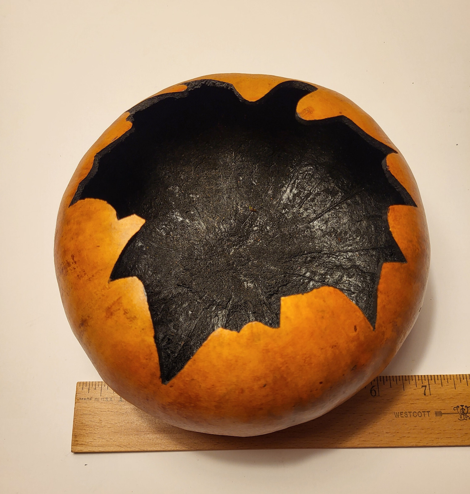 Hand Carved Gourd Container Planter Trinkets Canada Maple Leaf Design 7 x 3