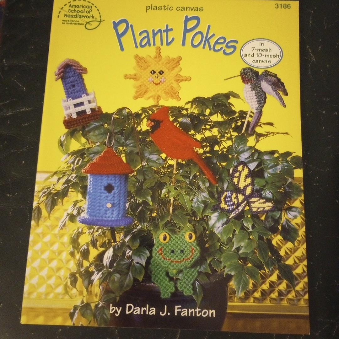 VTG American School of Needlework Plastic Canvas Plant Pokes Booklet #3186