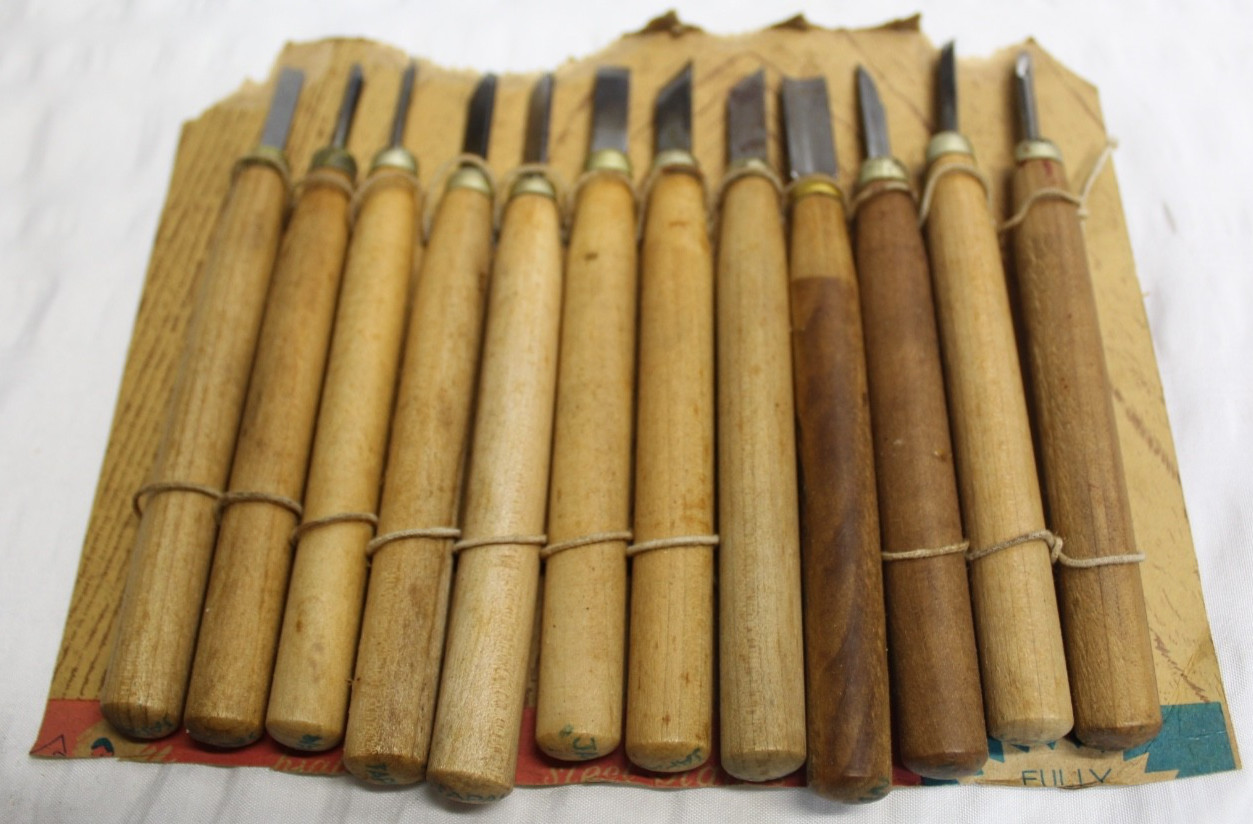 Set of 12 Vintage Wood Carving Tools  ~ Japan