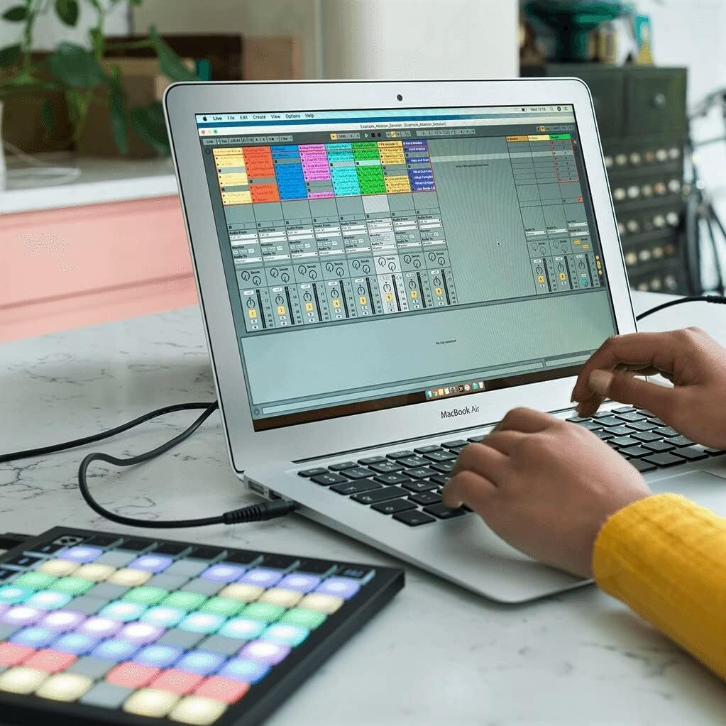 novation LaunchPad Mini MK3 MIDI Controller LaunchPad Mini