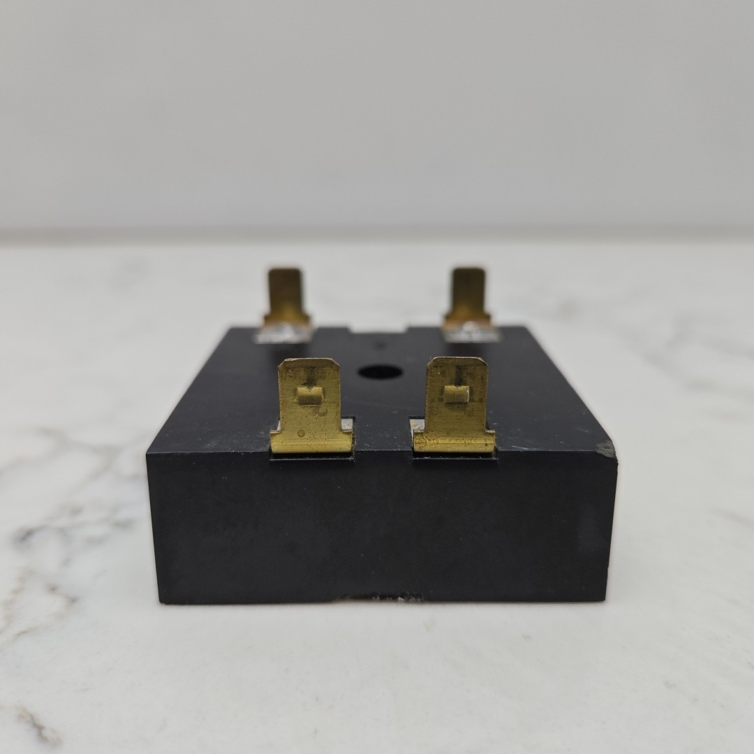SSAC Solid State Relay SIR2B6B4 Used See Pictures