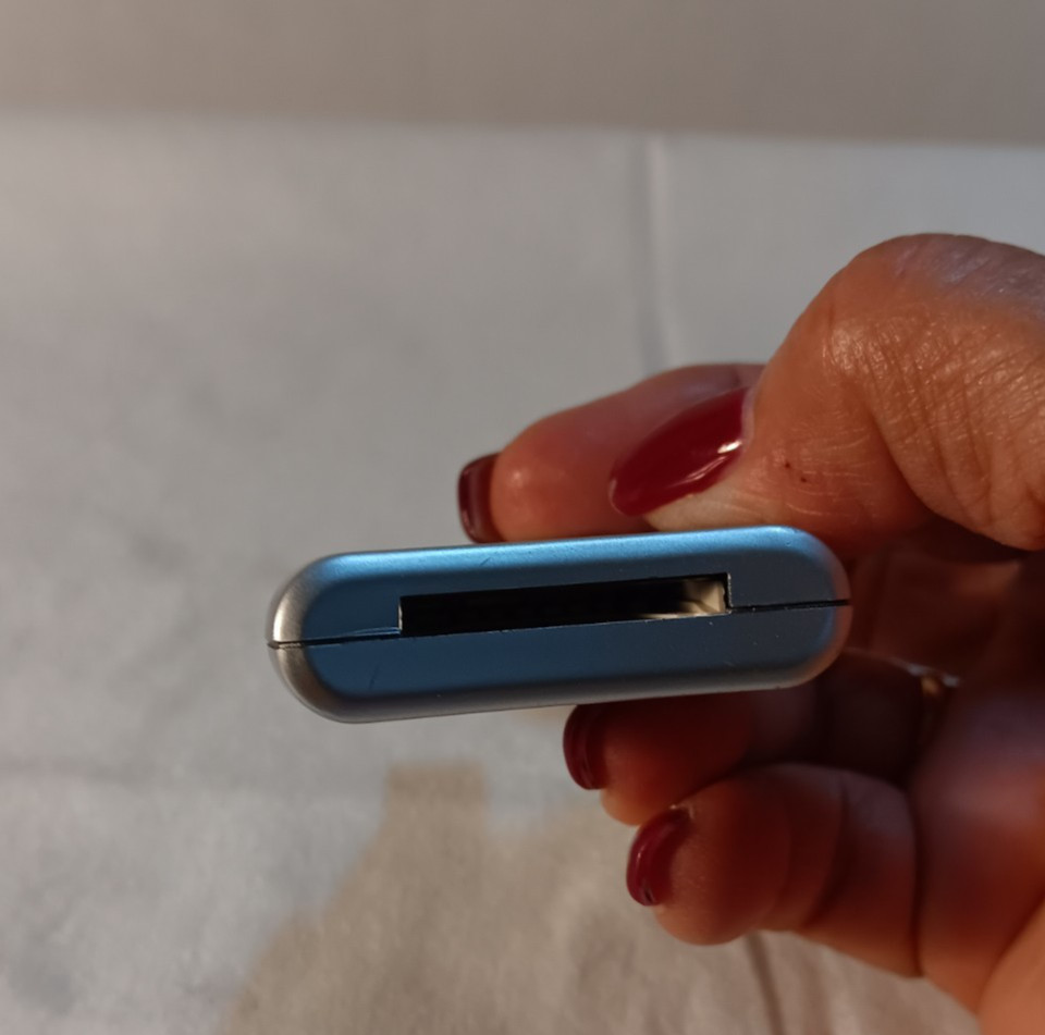 Motorola SYN1114A USB Secure Digital SD Memory Card Reader Adapter Silver Tested