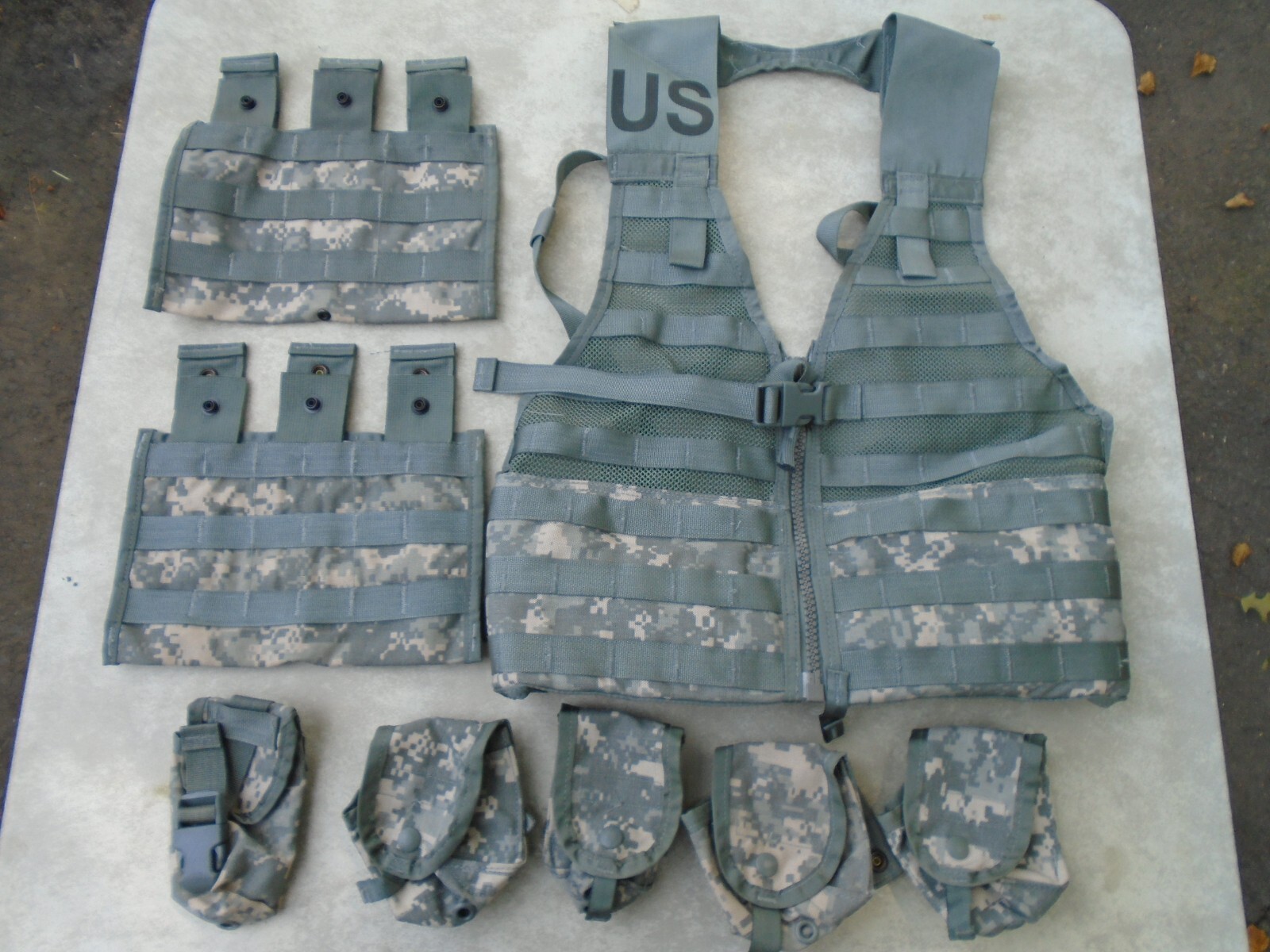 USGI Molle II ACU Fighting Load Carrier FLC Vest Harness w/ 7 Pouches Rifleman