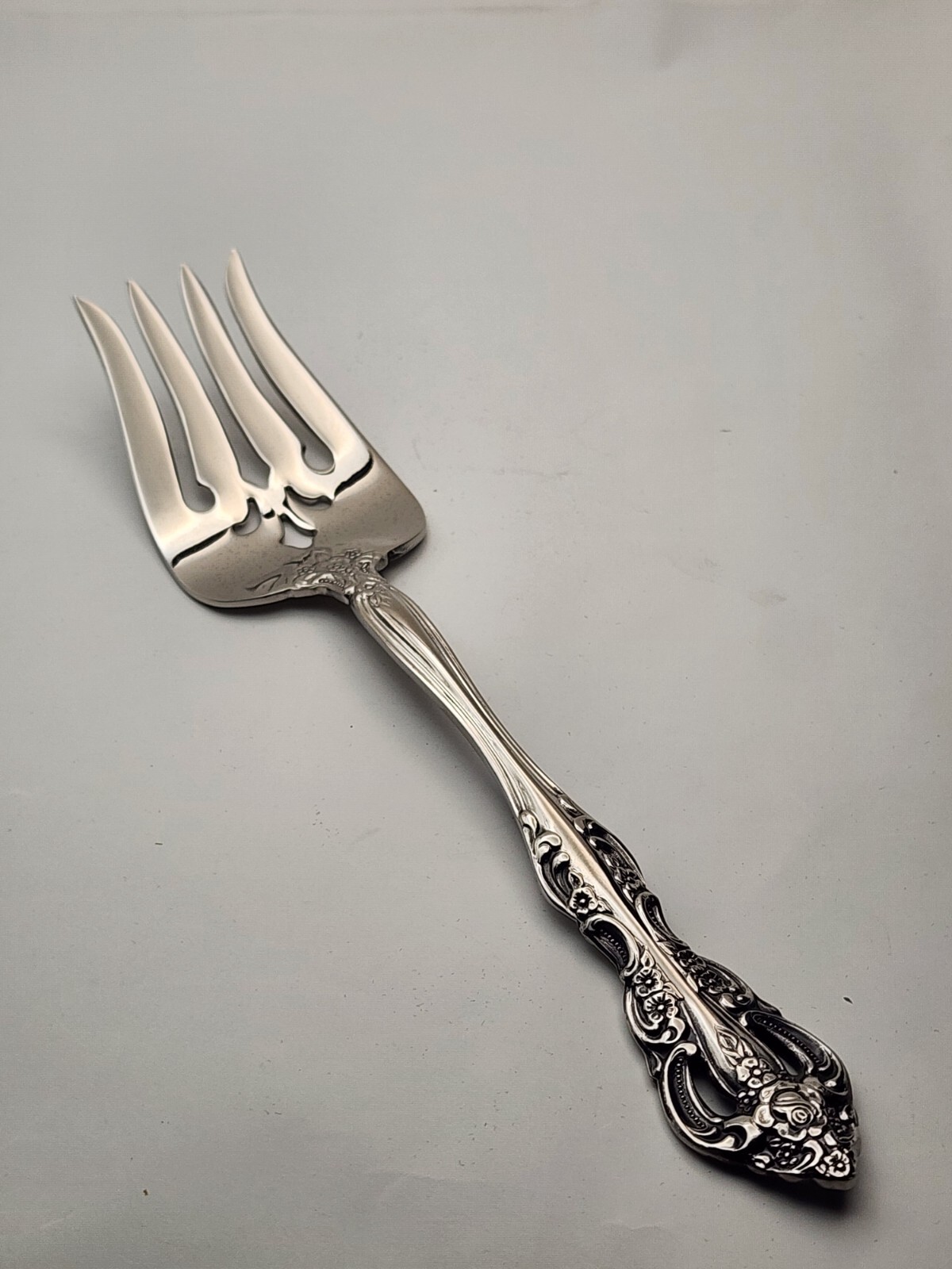 ONEIDA MICHELANGELO Meat Fork