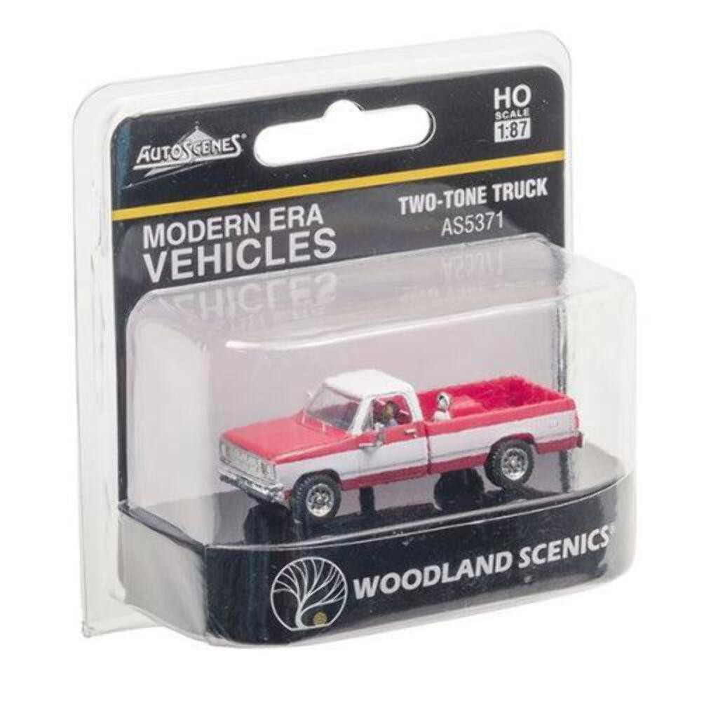 Woodland Scenics AS5371 HO Scale Two-Tone Truck - Red / White Pick Up