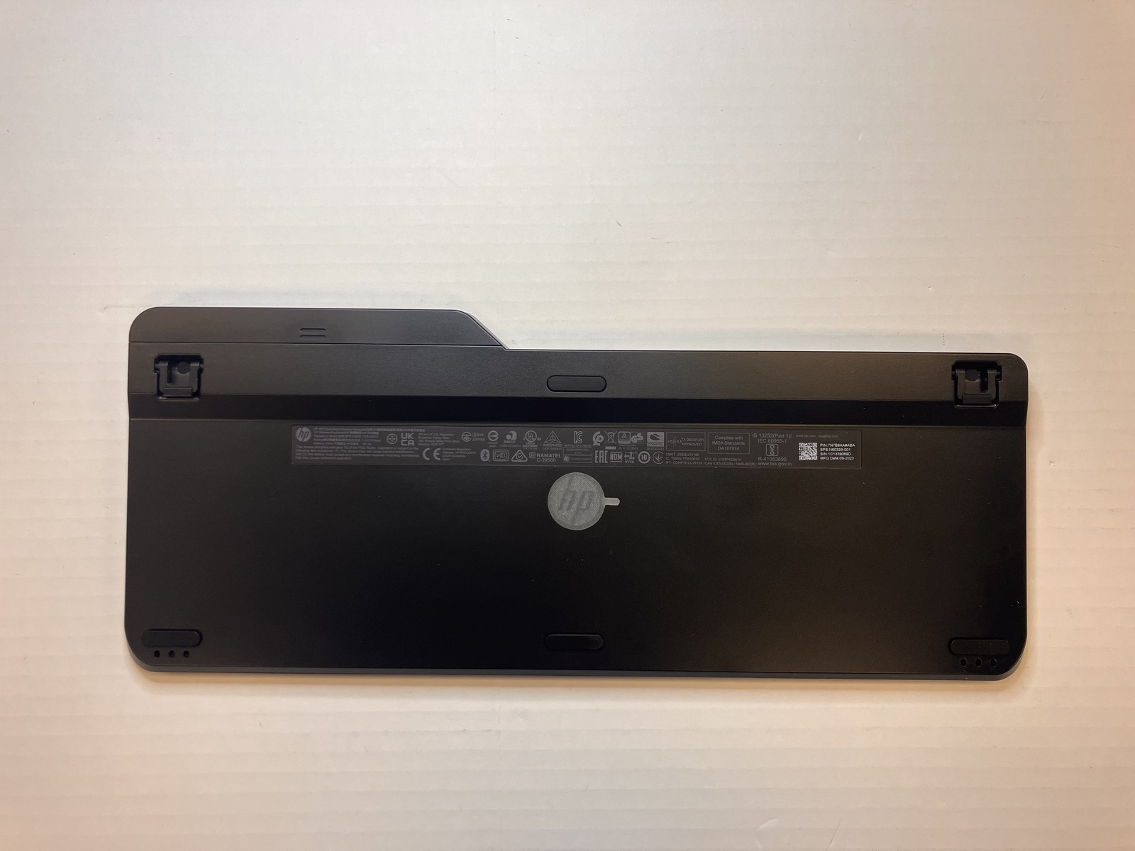 7N7B9UT#ABA HP 475 Dual-Mode Wireless Keyboard