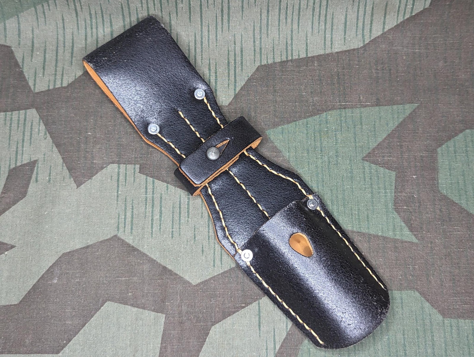Reproduction WWII German Early War K98 Bayonet Frog Mounted Leather Replica WW2