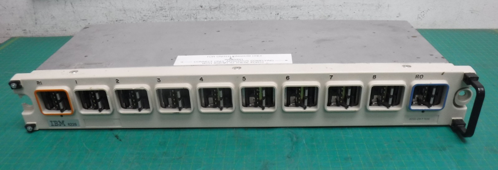 IBM 8228-23-T7656 8‑Port Token Ring Distribution Panel / Hub