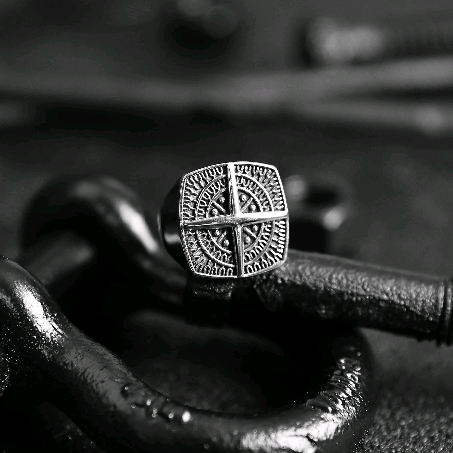Viking Ring Compass