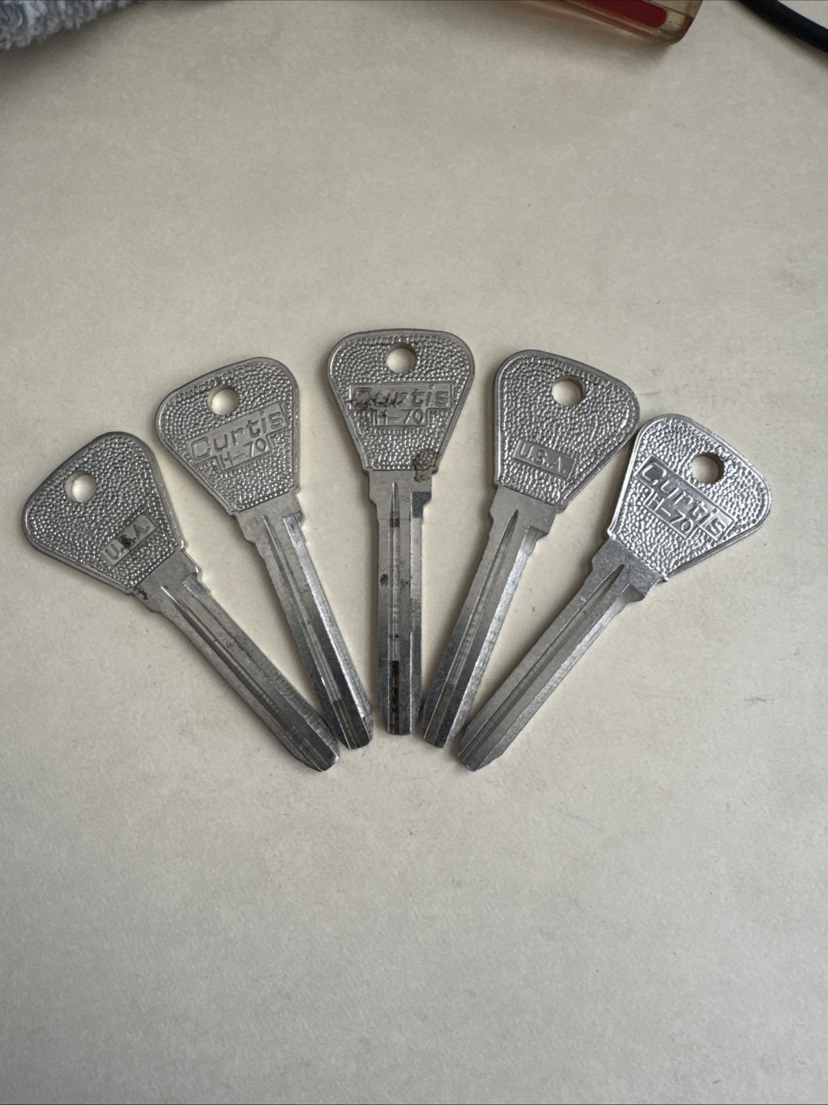 Lot Of 5 Curtis Brand Key Blanks H-70 H70