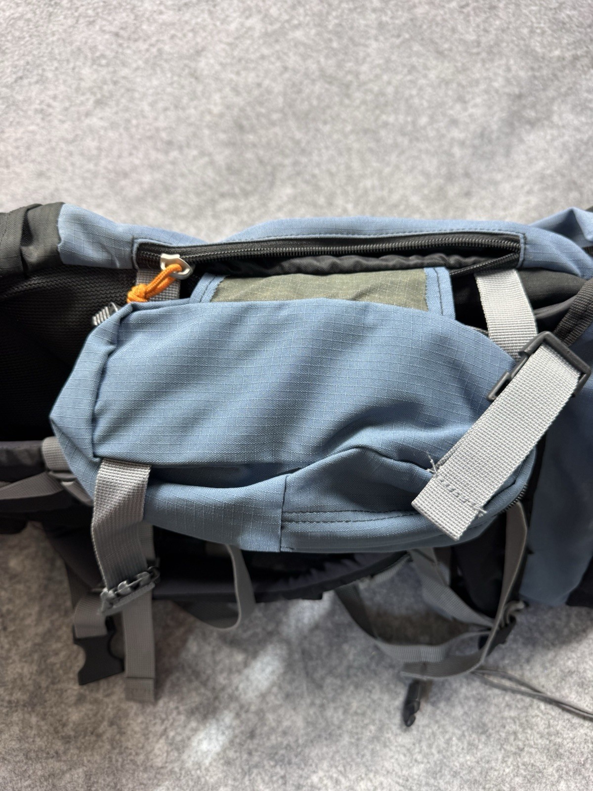 Jansport Hiking Cascade 60 Internal Frame