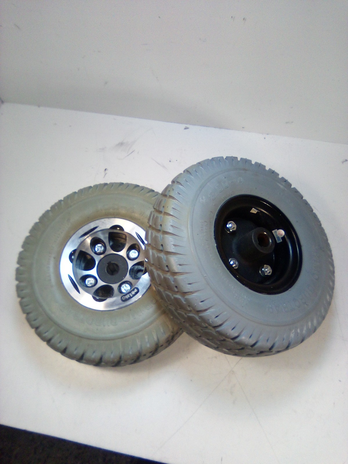 Invacare Pronto Powerchair Drive Wheels, Set of 2 3.00-4 Solid With Rims SW2