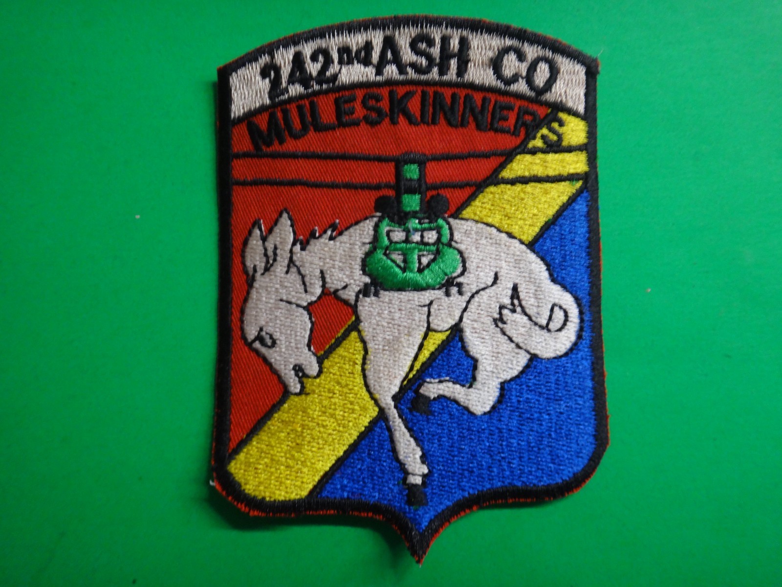 US 242nd Assault Support Helicopter Company MULESKINNERS Patch From Vietnam War