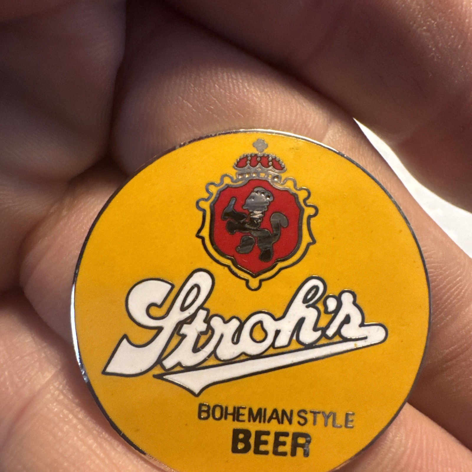 Vintage Metal Yellow Stroh's Golf Ball Marker Collectible Charm Free Shipping