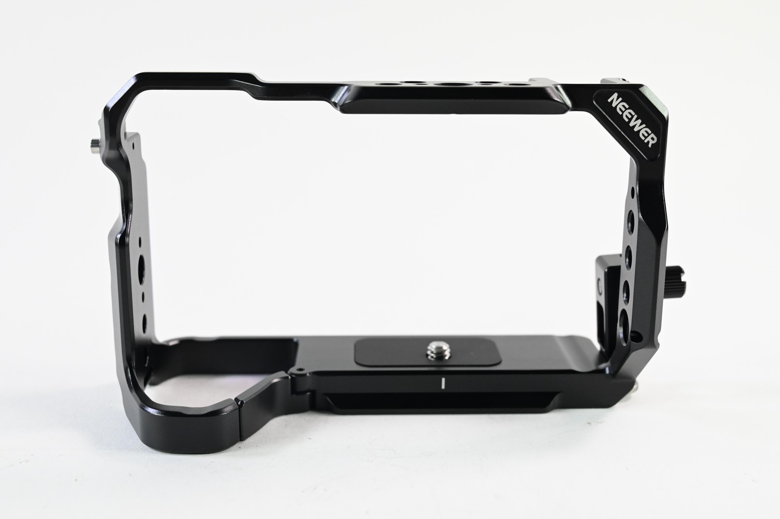 Neewer Full Cage for Sony a6700 Camera #G190