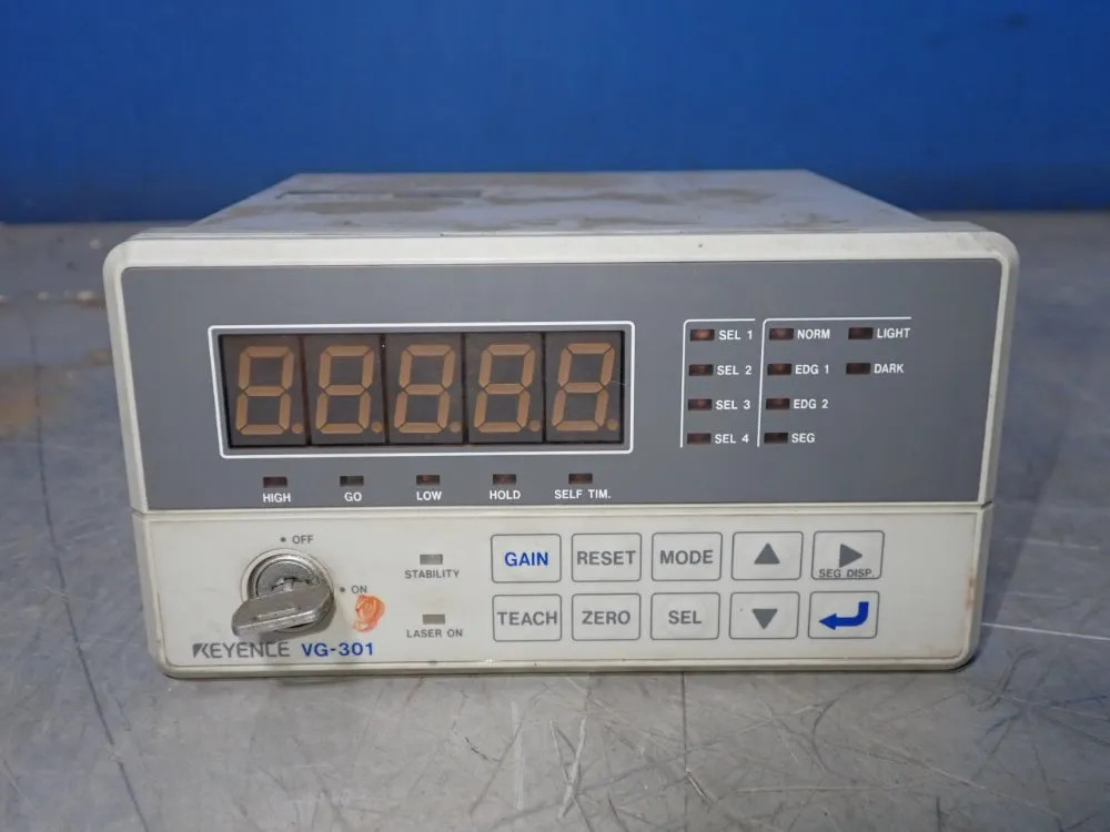 KEYENCE SENSOR AMPLIFIER VG-301