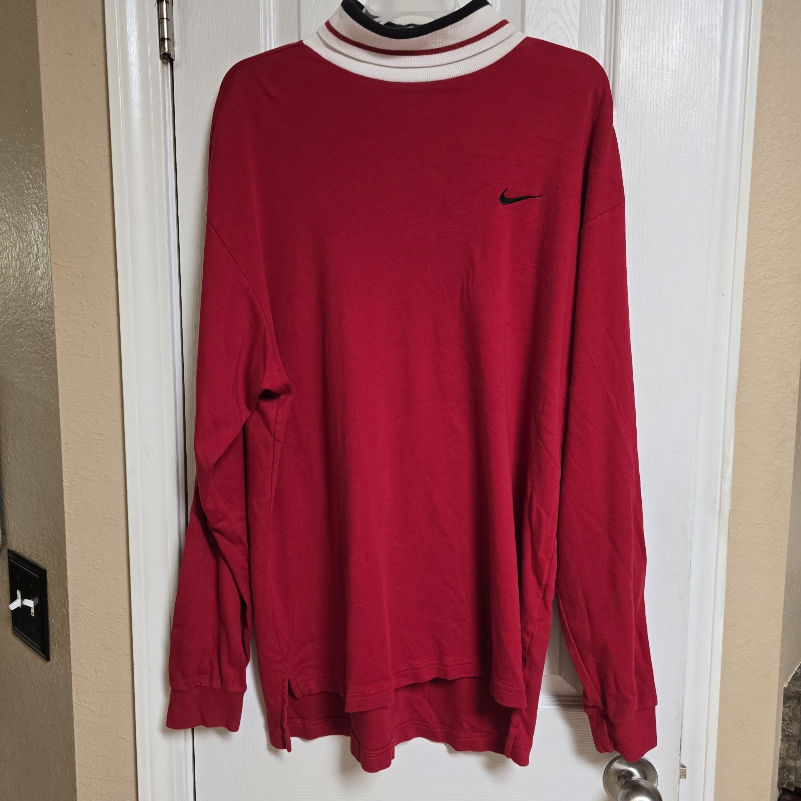 NIKE  Size Large RED  TURTLENECK 100% COTTON LONG SLEEVE PULLOVER TOP
