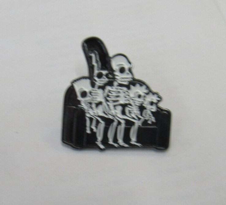 GRATEFUL DEAD LAPEL PIN  NEW   VINTAGE OOP RARE COLLECTIBLE SIMPSONS