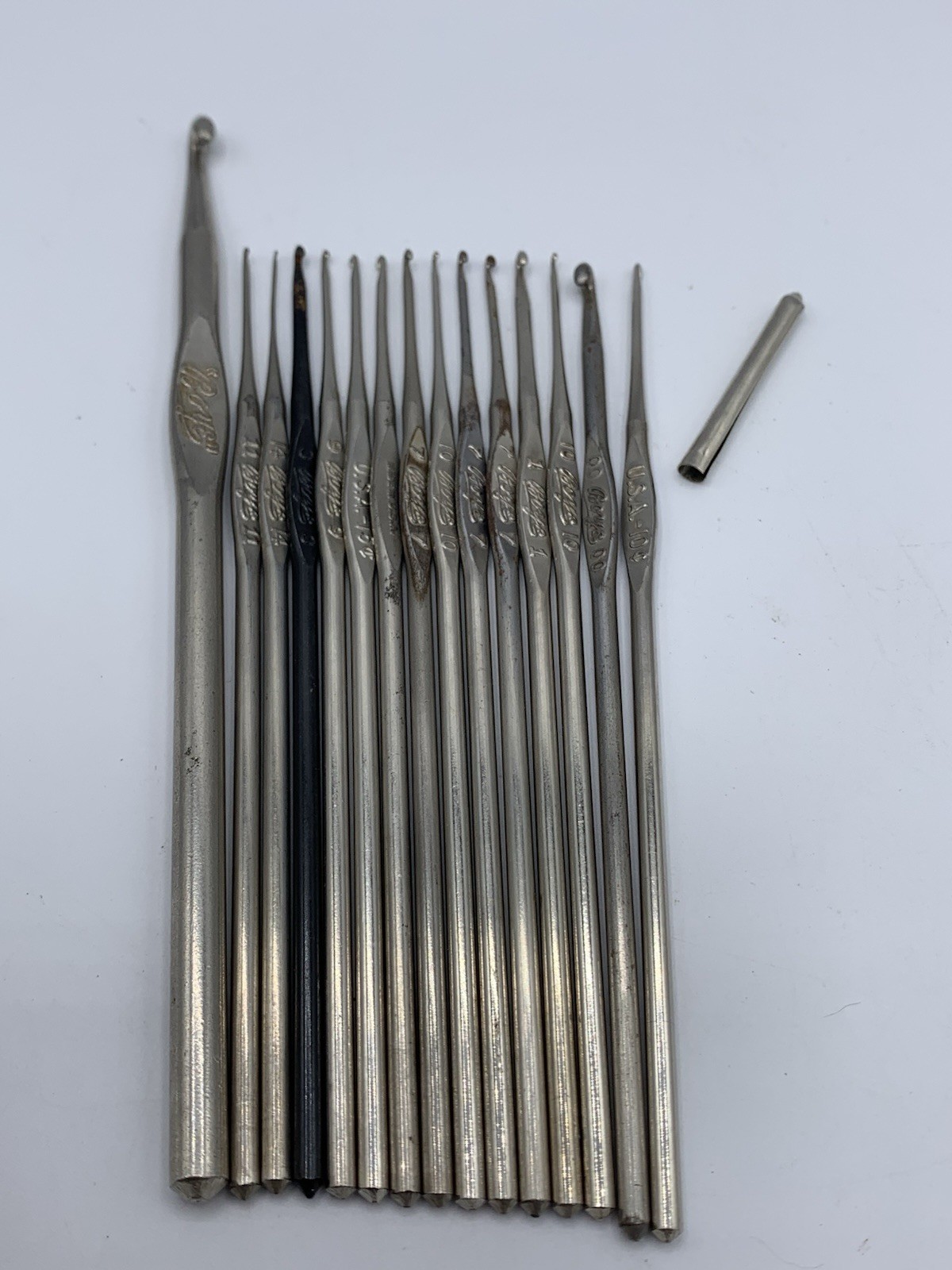 Vintage Boye Stainless Crochet Hooks Various Sizes Lot of 15