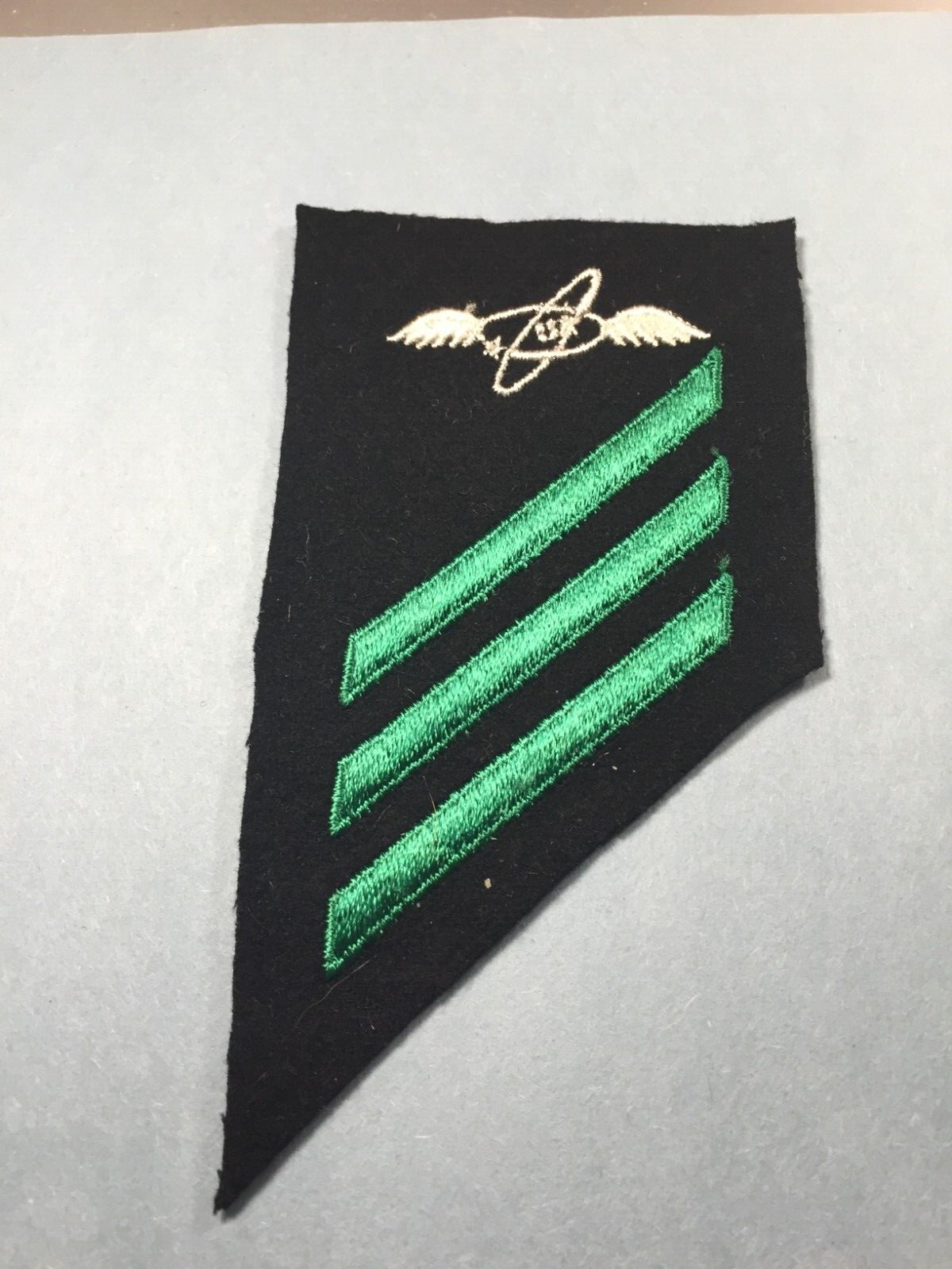 US Navy - Aviation Electronics Tech. E-3 patch on black felt
