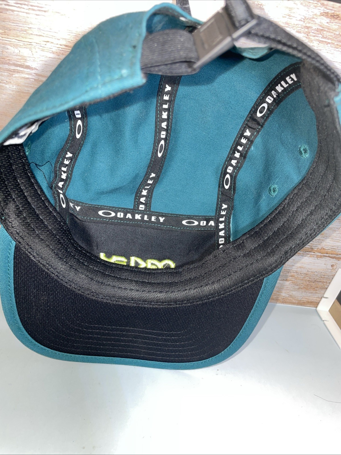 Oakley NWOT 5 Panel Hat Cap