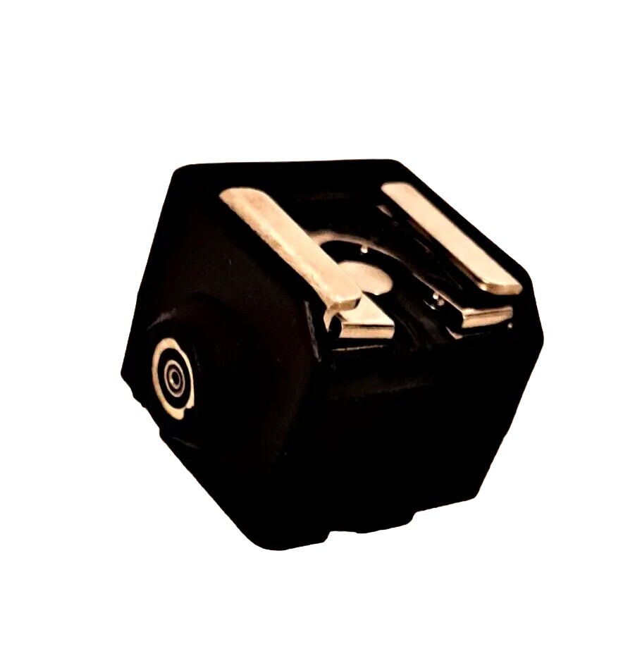 Hot Shoe Converter Adapter PC Sync Socket Accessory Good Condition