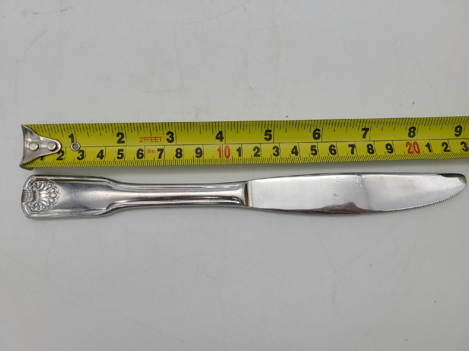 Cambridge CBSSHE Shell Pattern Stainless Steel Flatware Dinner Knife