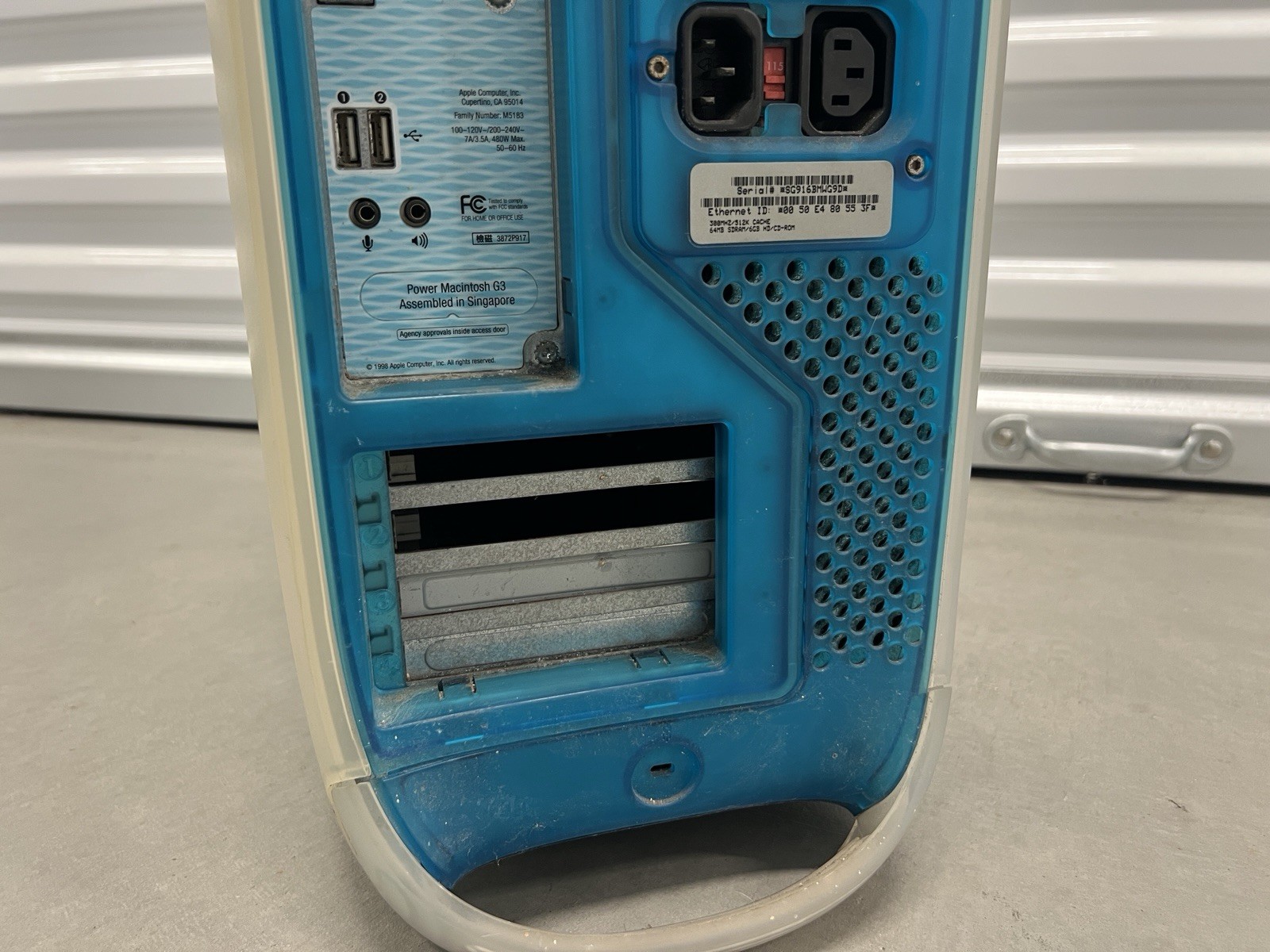Apple Power Macintosh G3 Vintage Desktop Computer Blue & White