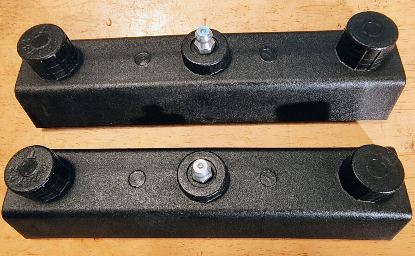 TOYOTA FORKLIFT CA228782 SLIDER FOR SIDESHIFTER CASCADE CLASS II (2PCS)