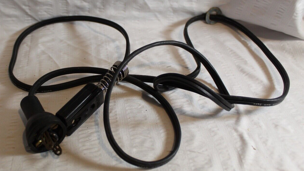 Vintage ROYAL  Electric Appliance Plug Vinyl  Cord 2 Prong - TESTED ~ WORKS