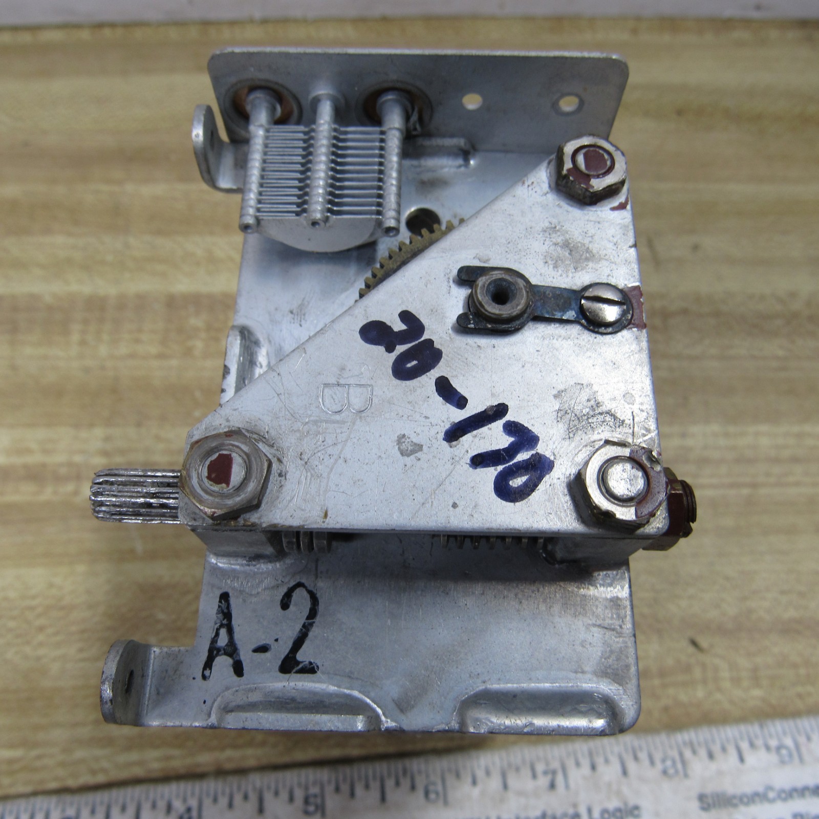 VARIABLE CAPACITOR 3 section 20 to 170 pF ARC-5