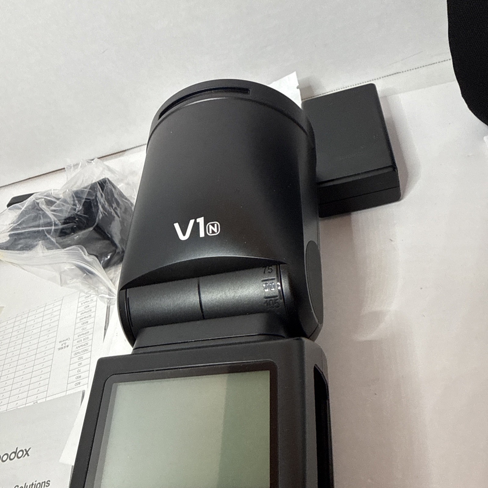 Godox V1 N Professional Camera Flash Speedlite Speedlight Round Head